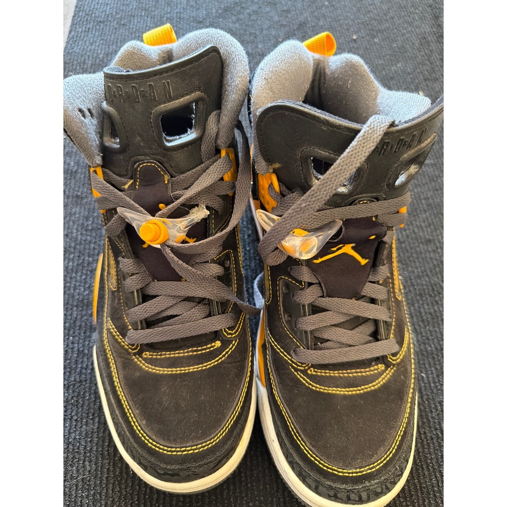 Jordan Spizike Basketball Shoes Mens 9.5 Black Yellow Good 315371-030 Thunder